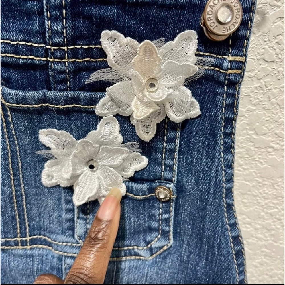 Jordache Dark Enzyme Wash Floral Crochet Denim Shortall Overall Shorts - Picture 4 of 10